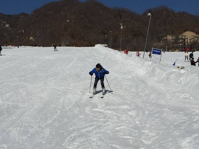 南召猿人山滑雪场