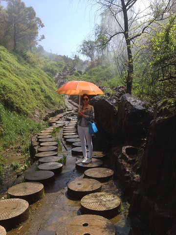 "_雪山彩虹谷旅游区"的评论图片