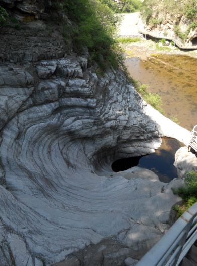 天旋自然风景区