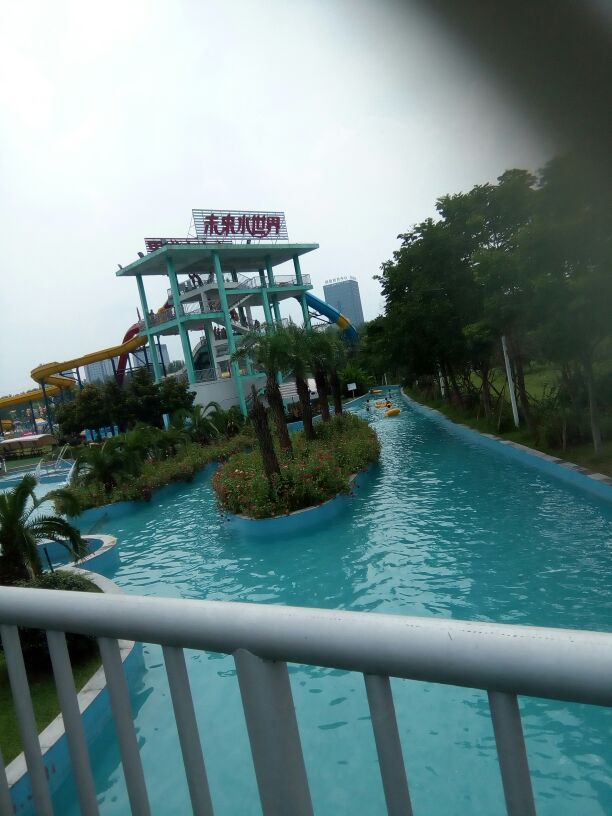 卡乐福未来水世界