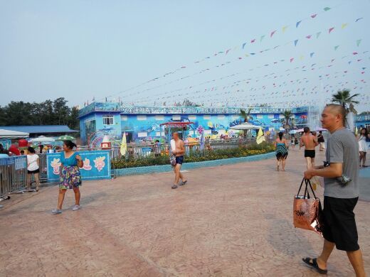 绵竹森海水上乐园