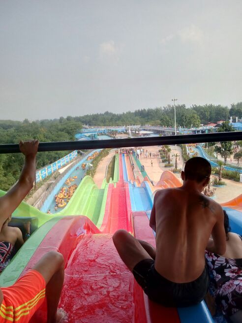 绵竹森海水上乐园