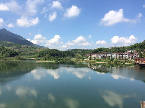 虎啸峡激流探险漂流旅游景点攻略图