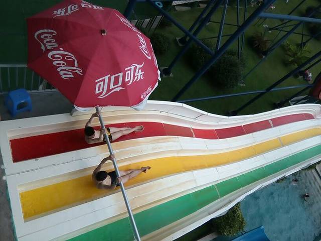 卡乐福未来水世界