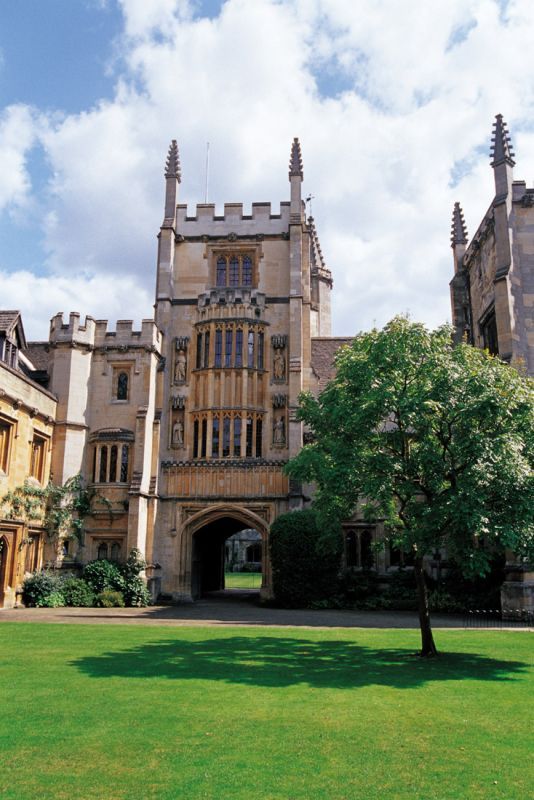 牛津大学