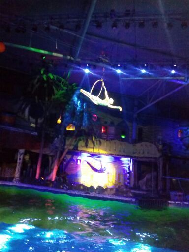 星海湾广场观光快艇