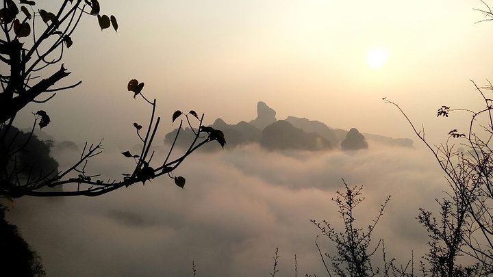 "丹霞山的风景很美丽，值得一游，只是票价太贵了，如果能在八十元左右就性价比高了_丹霞山"的评论图片