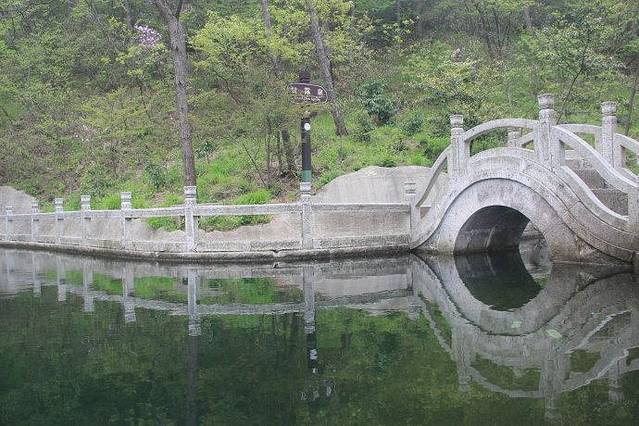 天柱山风景区-炼丹湖