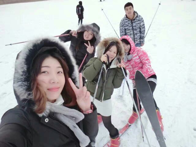 西柏坡温泉滑雪场