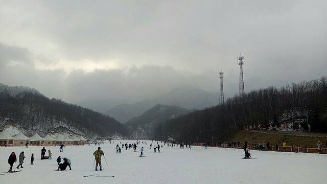老界岭滑雪场