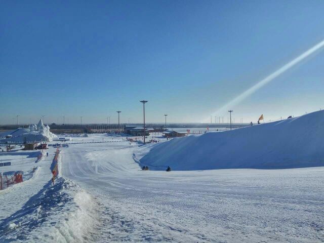 东方华地城冰雪大世界