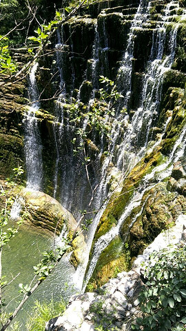 让人置身仙境的感觉,天路下来到王相岩,王相岩主要是爬山,其实到