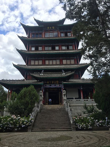 2023白马龙潭寺游玩攻略,登高望远,整个古镇尽收眼底. 【去哪儿攻略】