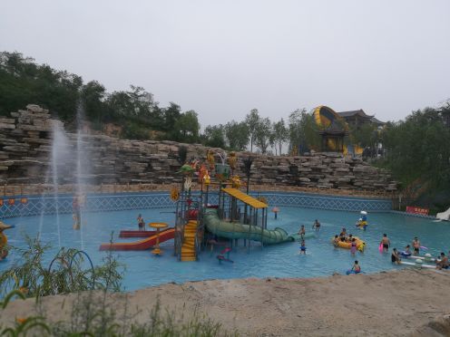 岐山湖水上游乐园