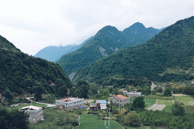 孟屯河谷风景区
