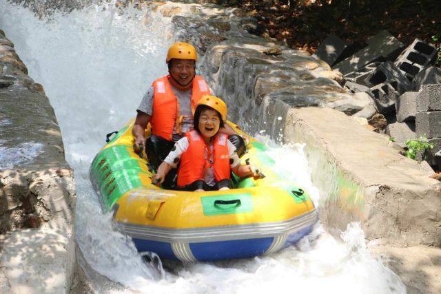 柳河湾高山滑水漂流