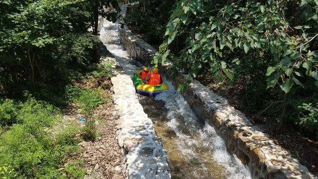 柳河湾高山滑水漂流