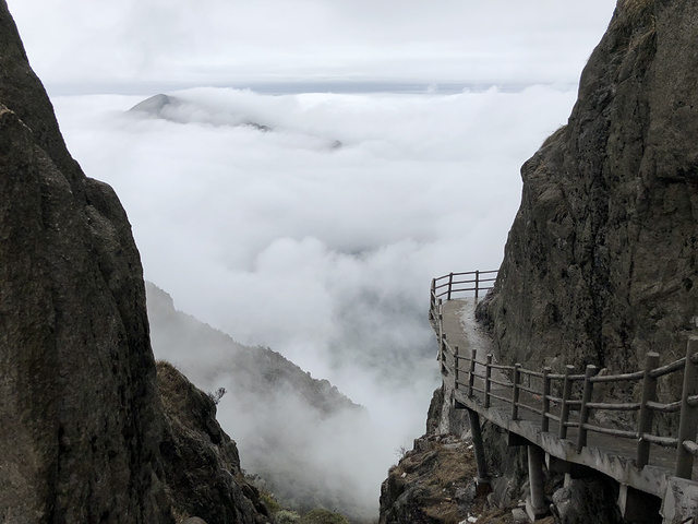 清远金子山原生态旅游风景区