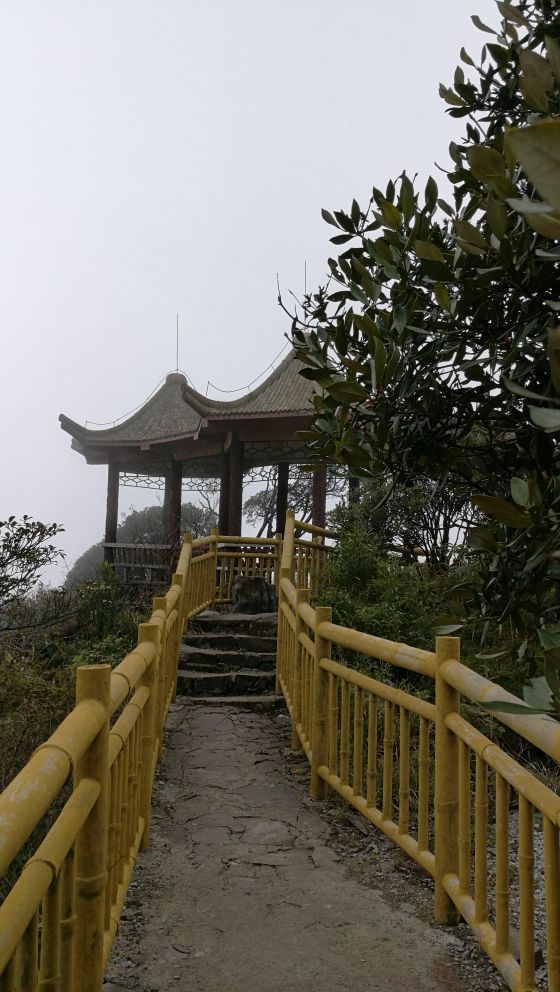 金秀圣堂山景区