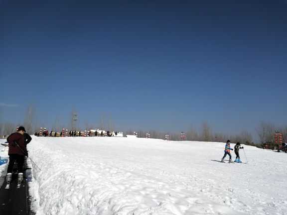 豫龙滑雪场