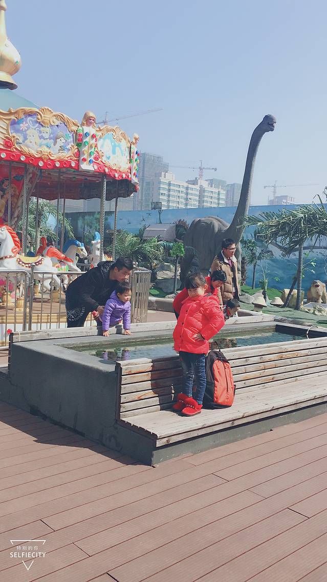 侏罗纪恐龙乐园(同曦假日百货·万尚城店)