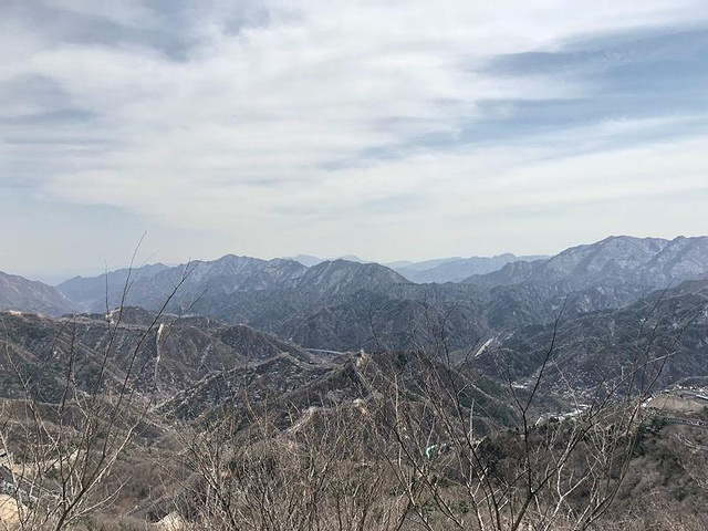 "我聽到有團友說爬長城的時間不足夠，又說團餐不好吃_八达岭长城"的评论图片