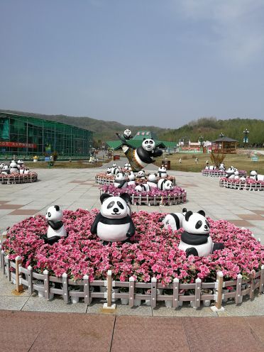 中国亚布力熊猫馆