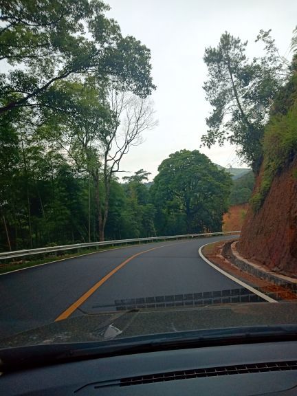 上堡大峡谷漂流