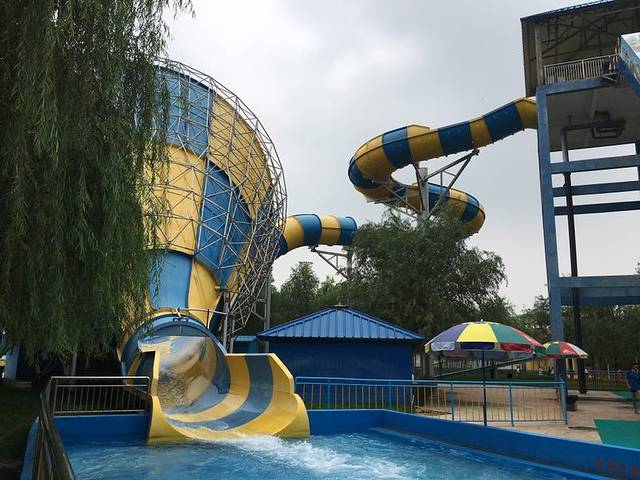 狼牙山龙门湖沙滩欢乐世界