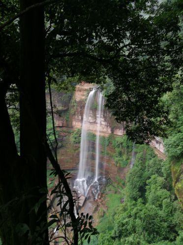 赤水丹霞旅游区·燕子岩