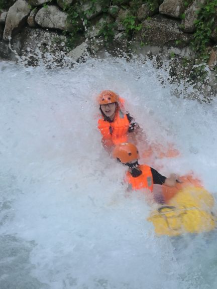 千岛湖仙人谷漂流