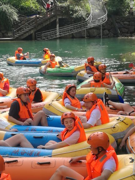千岛湖仙人谷漂流
