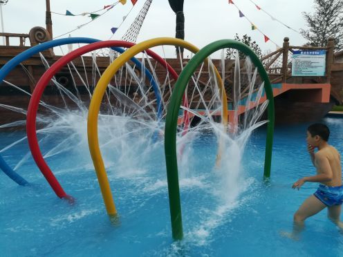 欢乐龙湾温泉水乐园