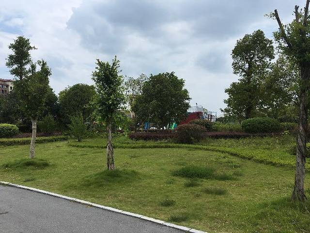 罗山湖水上乐园