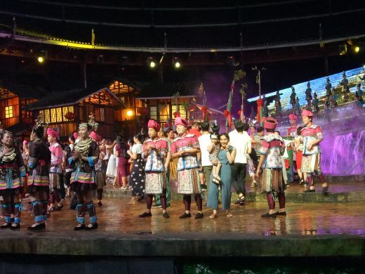 《坐妹》实景演出