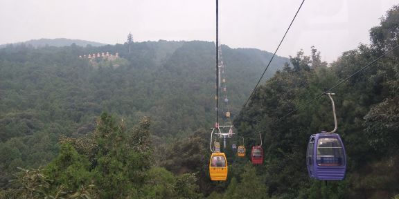 八大处富斯特索·滑道