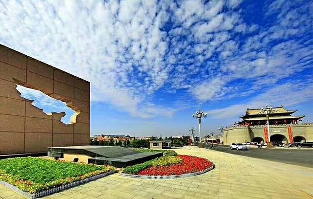 阿拉善和硕特旗亲王府