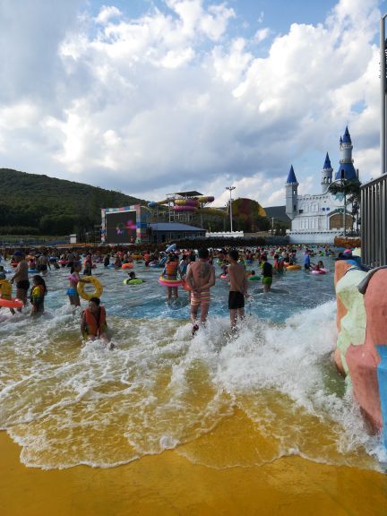 森林童话欢乐谷