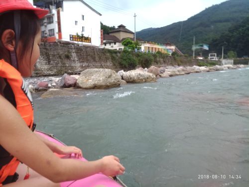 花水湾天府漂流鸭乐园