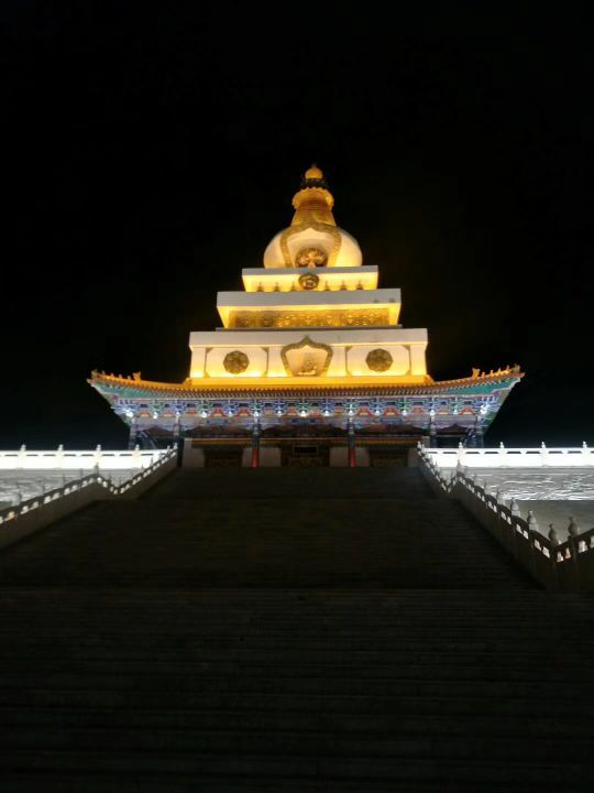 阿拉善和硕特旗亲王府