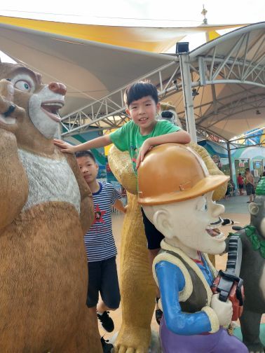 舞水风暴水上乐园