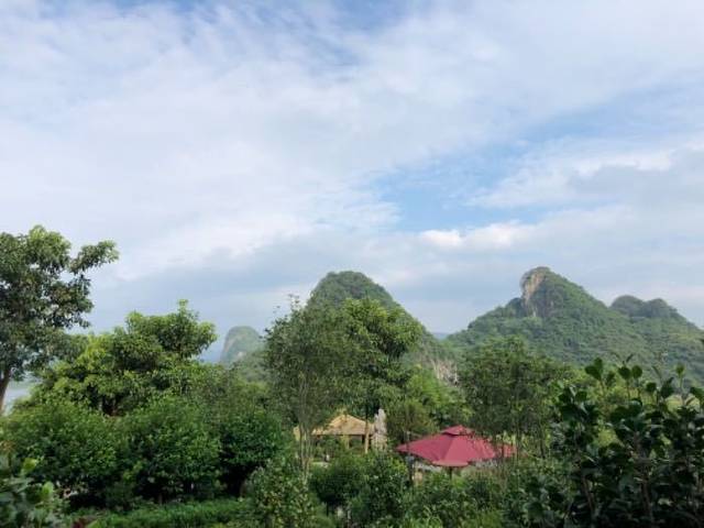 英德宝晶宫天鹅湖温泉