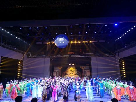 《沙坡头盛典》沉浸式魔幻情景演出