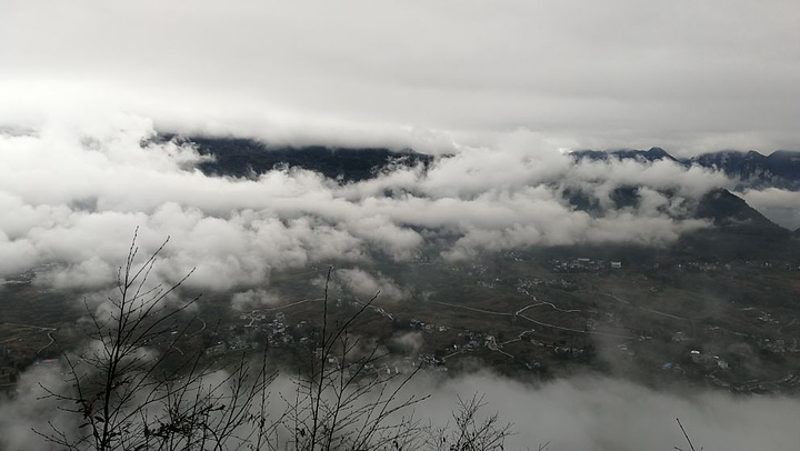 "...了很多台阶，没有攻略里说的玩下来腿都废了那么夸张，老年人这个景点玩上4到5个小时绝对不会觉得累_云龙地缝"的评论图片