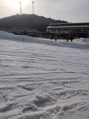 蟠龙山滑雪场