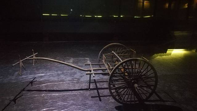 荆州楚王车马阵景区