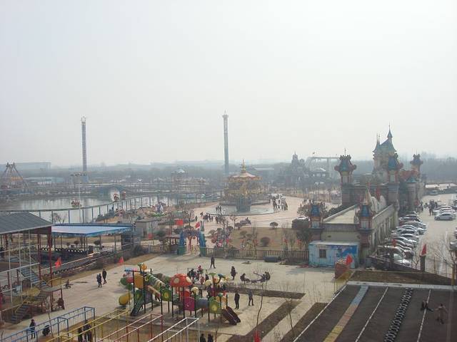 凤凰欢乐大世界