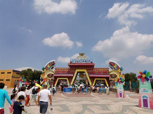 天津玛雅海滩水公园