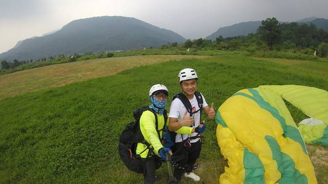 峨眉山蒲公英滑翔伞俱乐部