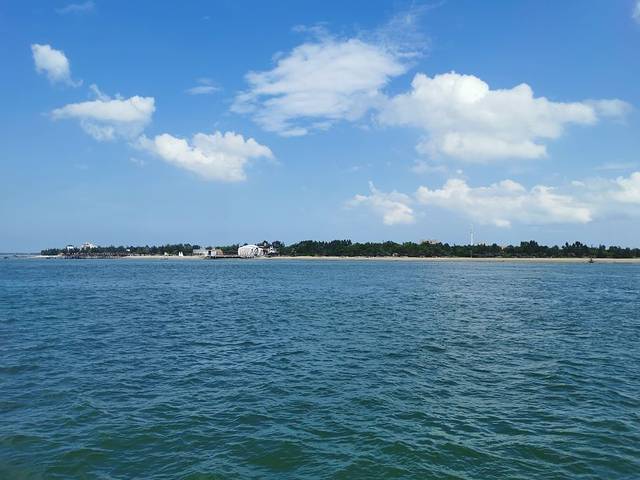 湛江红嘴鸥游船